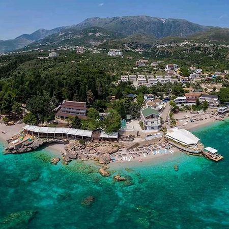 Guesthouse Riviera "Xh&M" เดอร์มี ภายนอก รูปภาพ