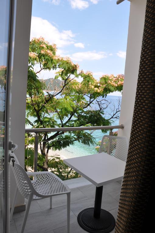 Guesthouse Riviera "Xh&M" เดอร์มี ภายนอก รูปภาพ